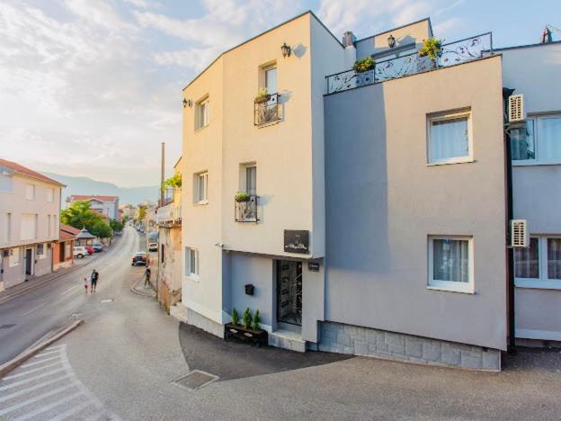 Villa Malkoc - Luxury Rooms & Apartments Mostar Exterior photo